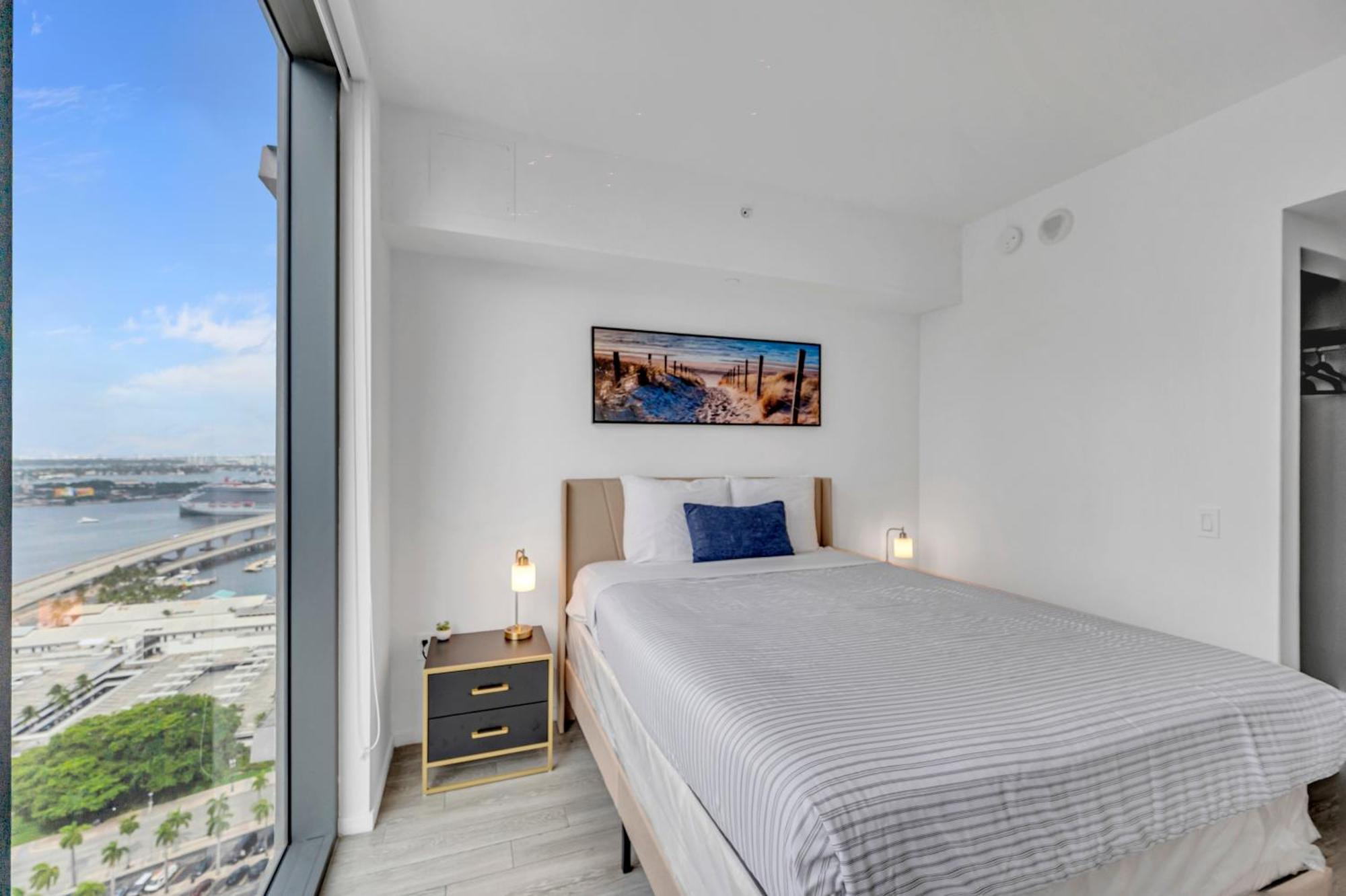 Great 3 Beds 3 Baths Appartment Downtown マイアミ エクステリア 写真
