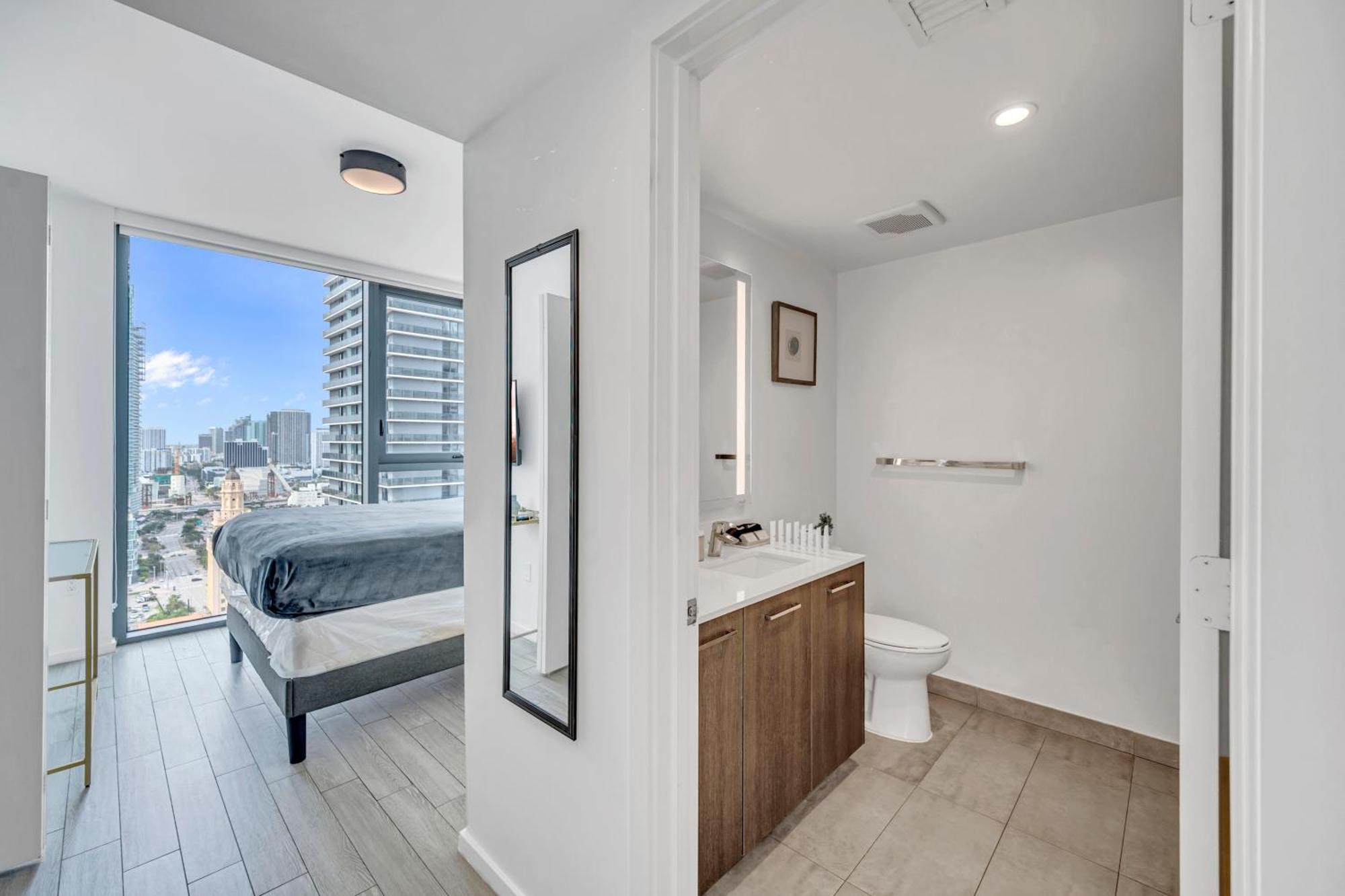 Great 3 Beds 3 Baths Appartment Downtown マイアミ エクステリア 写真