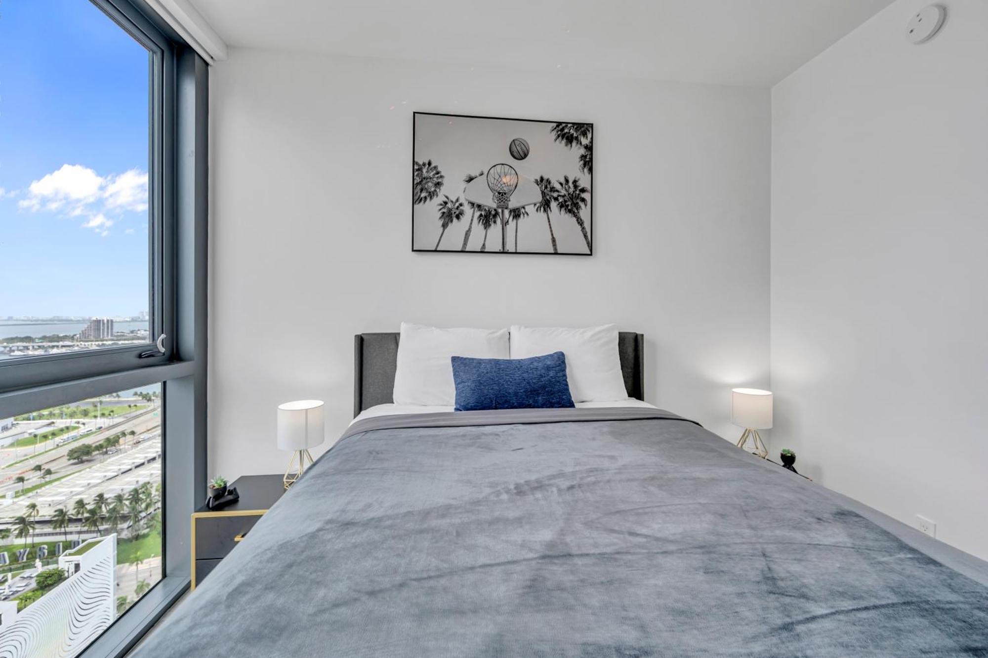 Great 3 Beds 3 Baths Appartment Downtown マイアミ エクステリア 写真