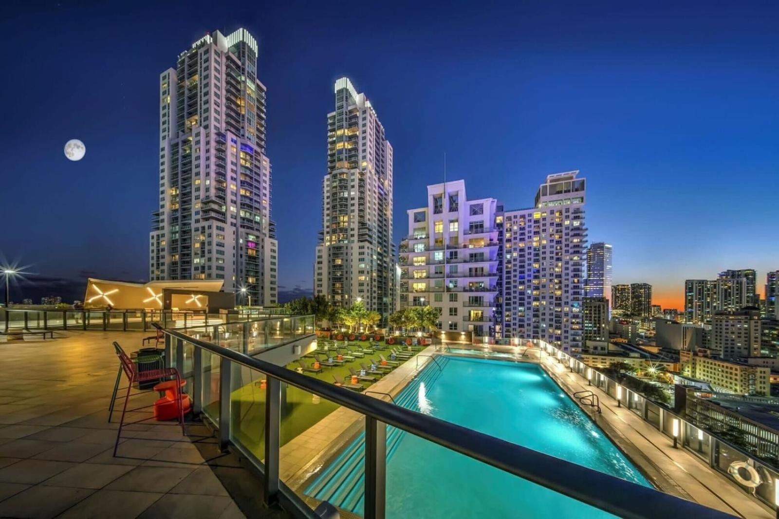 Great 3 Beds 3 Baths Appartment Downtown マイアミ エクステリア 写真